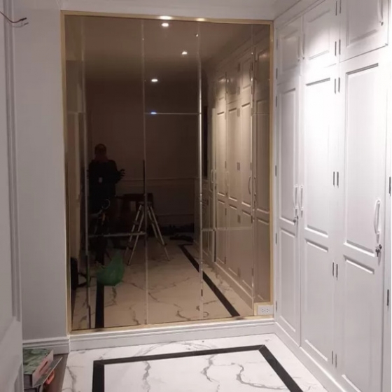 Gương Ốp Tường Phòng Khách màu Bỉ Đồng Cao Cấp - DT11